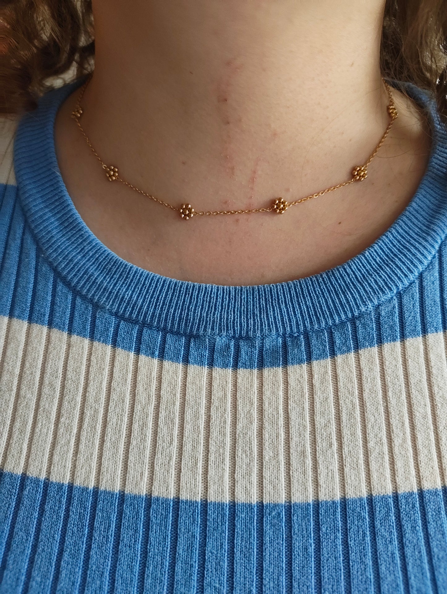 Necklace cute flowers