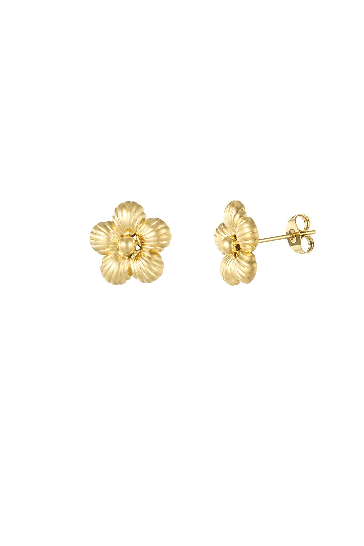 Daisy studs