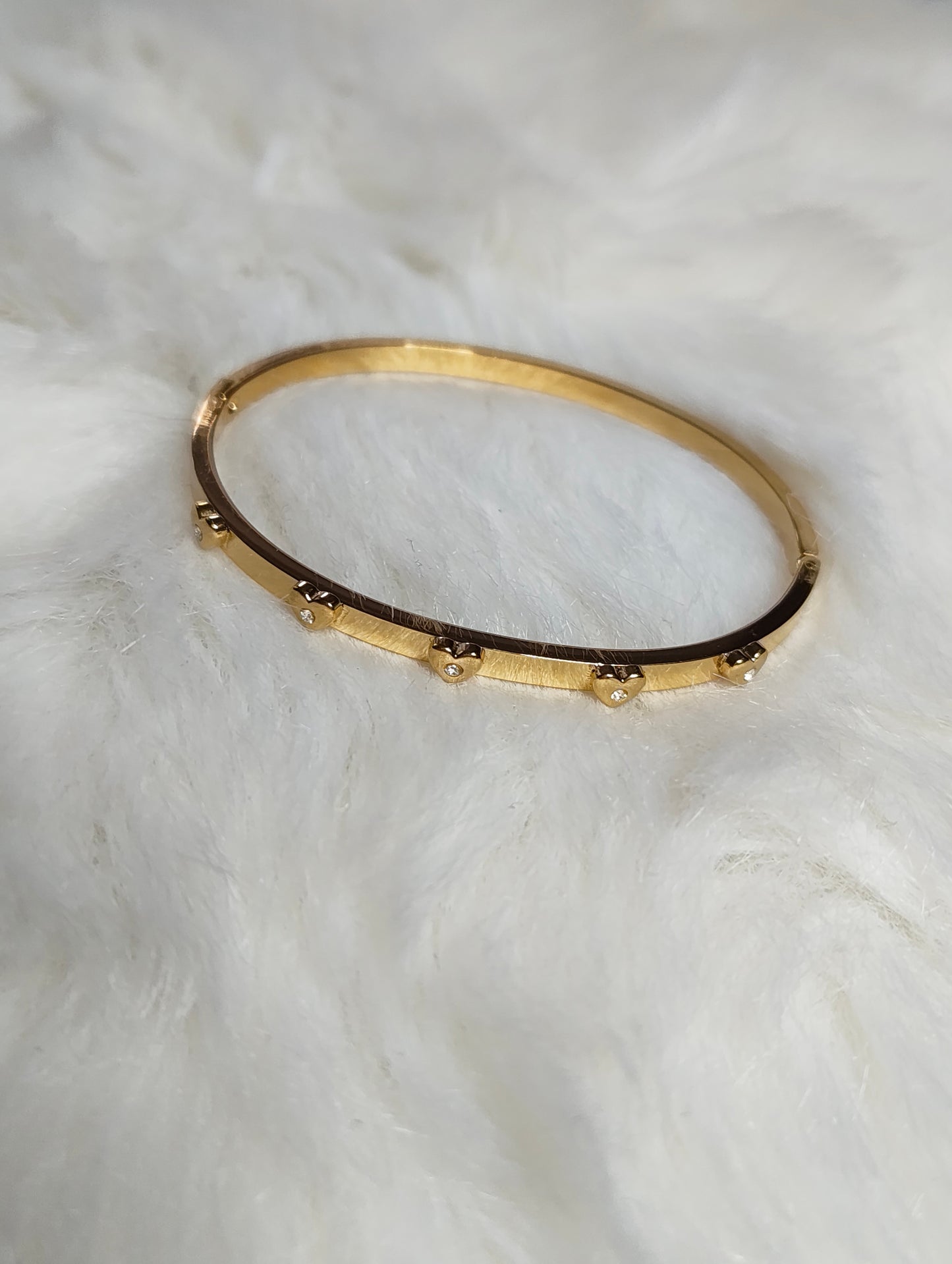 Love bangle